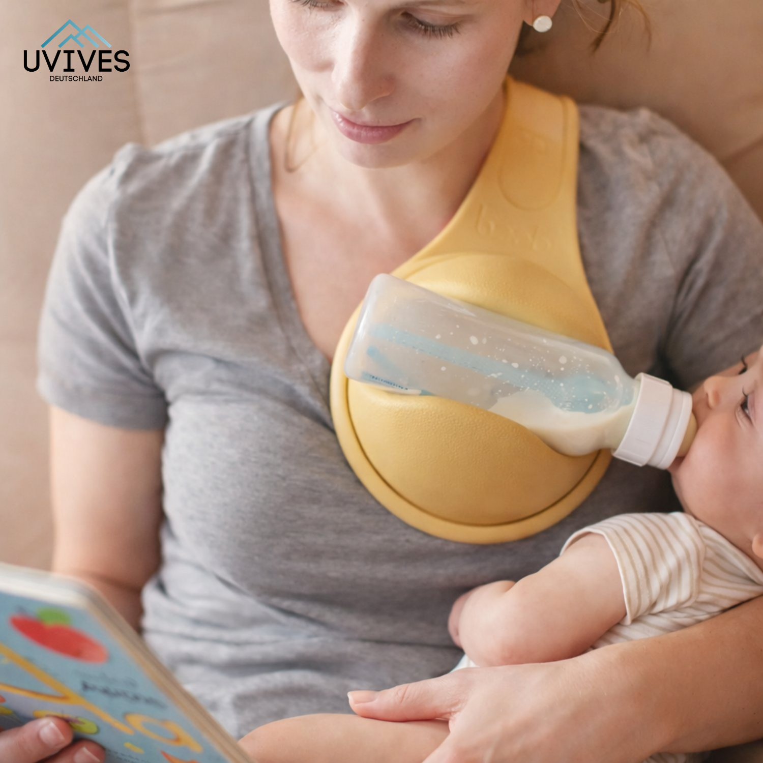Hands-Free Feeding: Relaxed Mealtimes for Your Baby