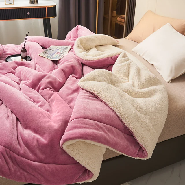 WohlfühlDecke - Elegante und kuschelige Fleecedecke