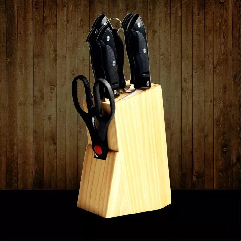Vielseitiges 7-teiliges Messerset mit stilvollem Holzblock