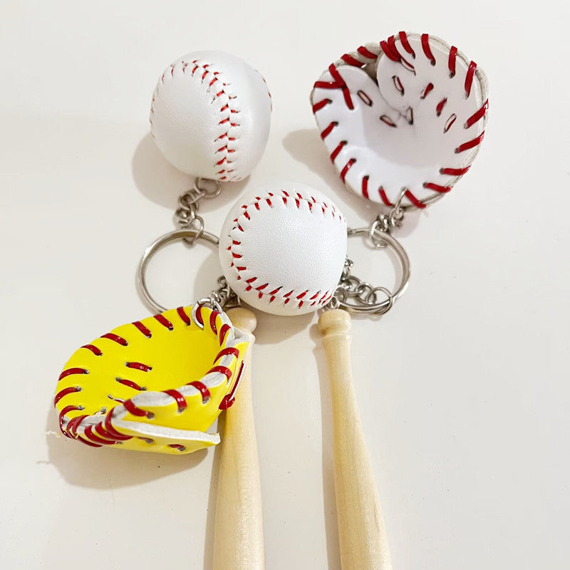 Kreativer Schlüsselanhänger im Baseball-Design
