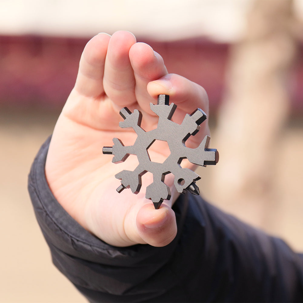 Multifunktionales Schneeflockenwerkzeugset für Abenteuer
