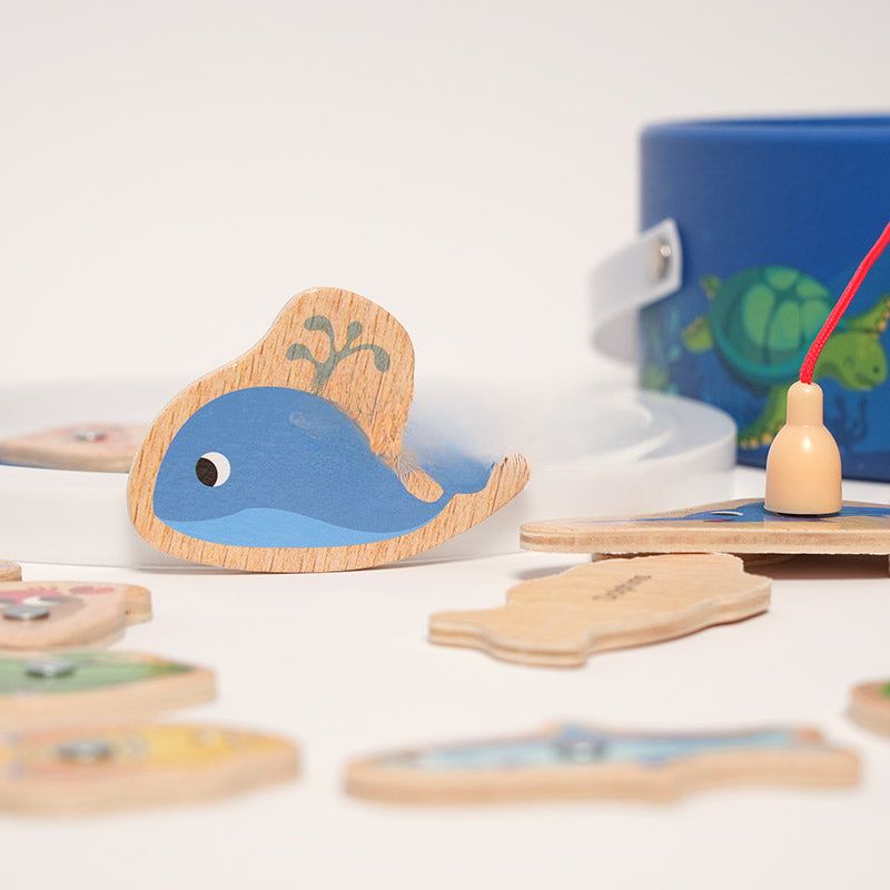 Magnetisches Angelaus Spielzeug aus Holz – 35 bunte Fische