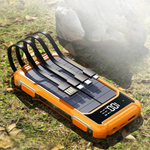 leistungsstarker Solar-Powerbank mit 4-in-1 Kabel und Notlicht