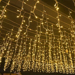Frostlichter 50m LED Eiszapfen-Lichterkette | IP44 Wetterfest | 36V Niederspannung | Über 500 LEDs | Wunderschöner Wasserfall-Effekt | Warmweiß