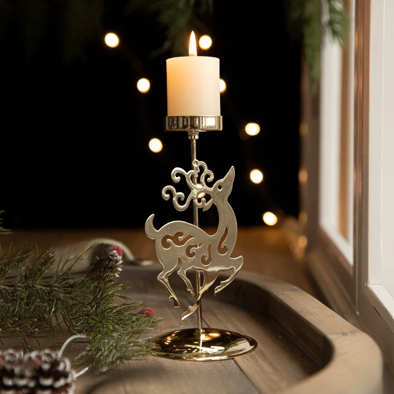 Weihnachtliche Kerzenhalter - Stern- und Weihnachtsbaum-Design für festliche Deko