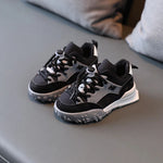Bequeme und stabile Sportschuhe für Kinder – Moderner Stil