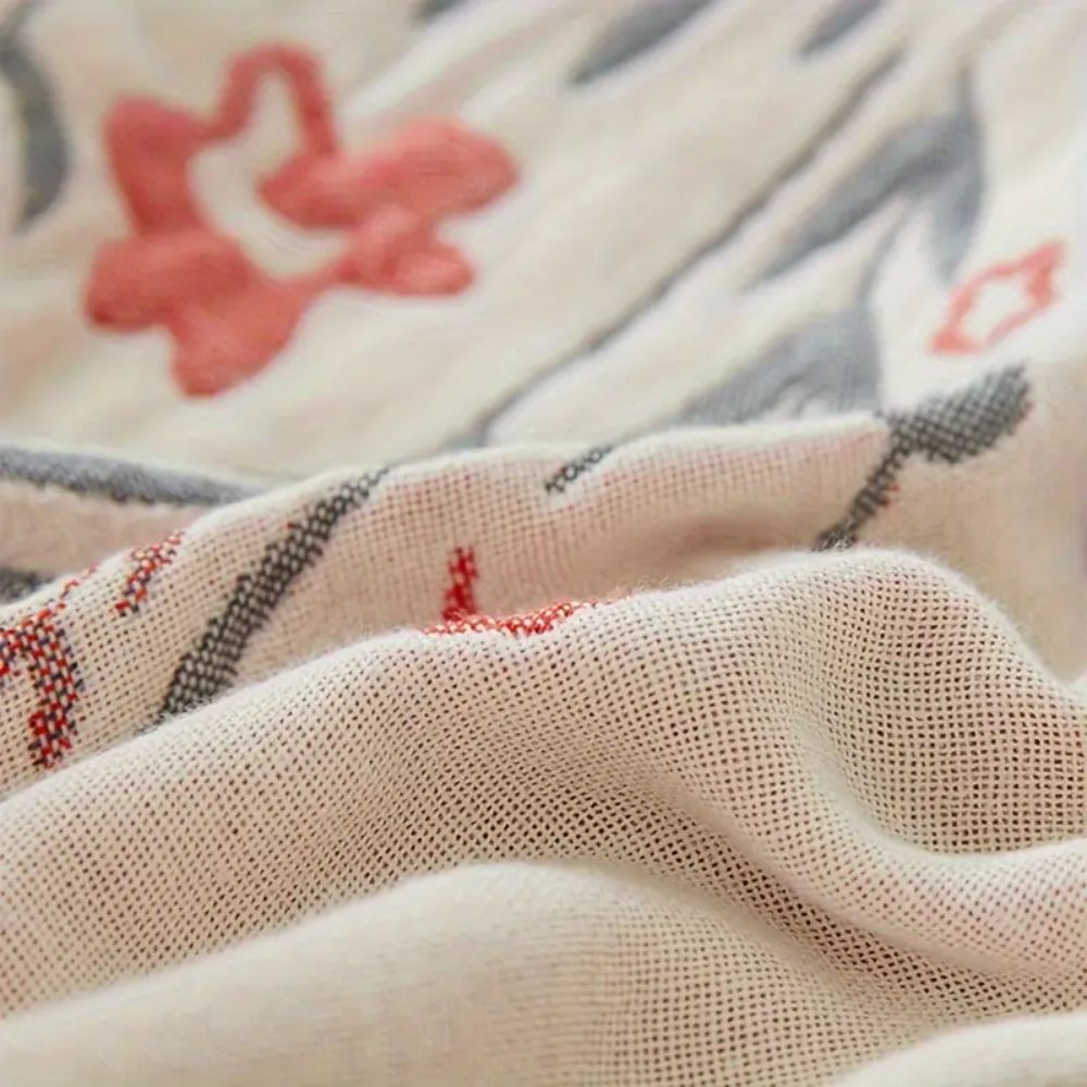Reversible Blüten-Decke mit französischem Flair