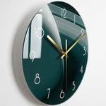 Moderne Wanduhr aus Glas – Funktional, Elegant und Stilvoll