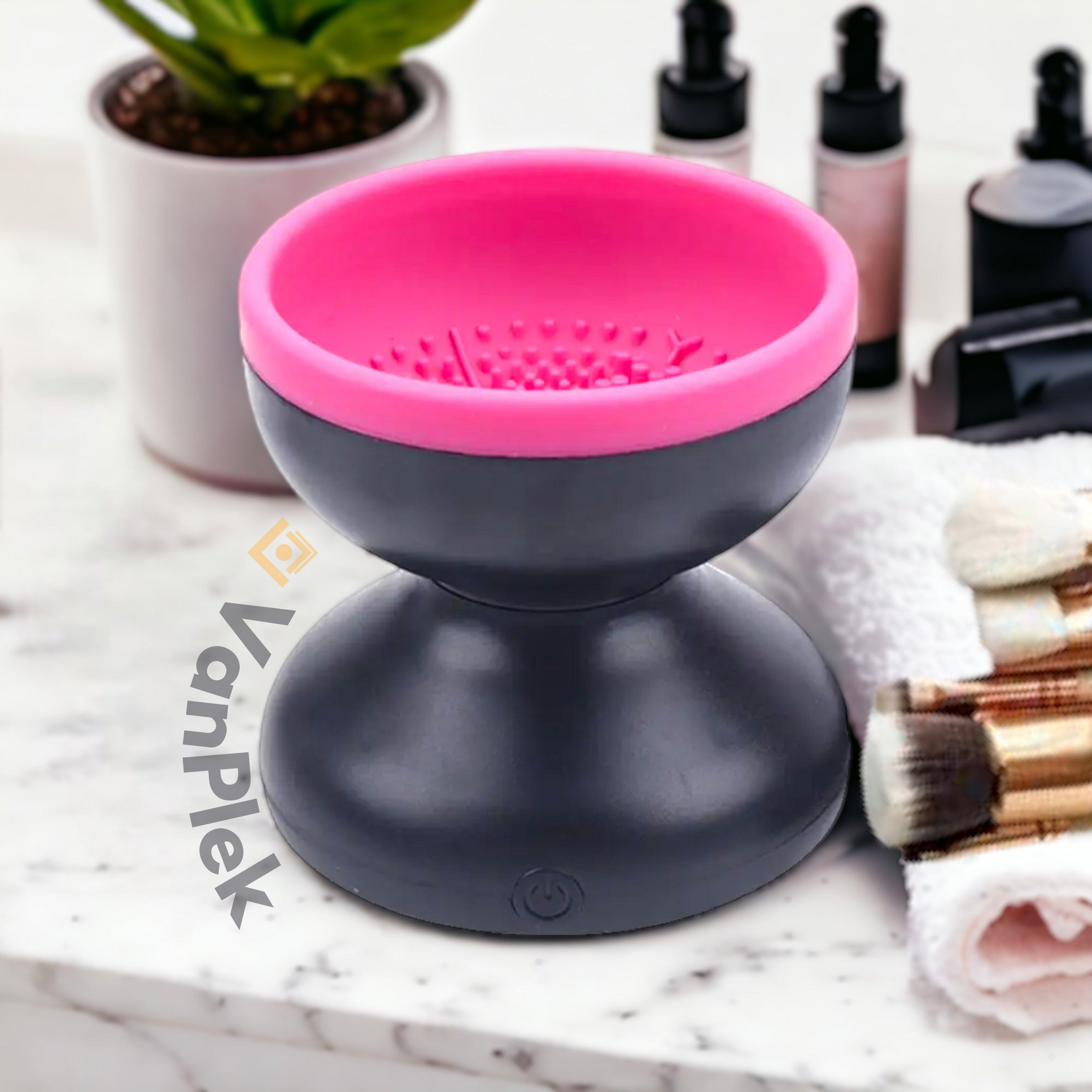 BrushCleaner Pro – Fast and thorough cleaning for your make-up brushes