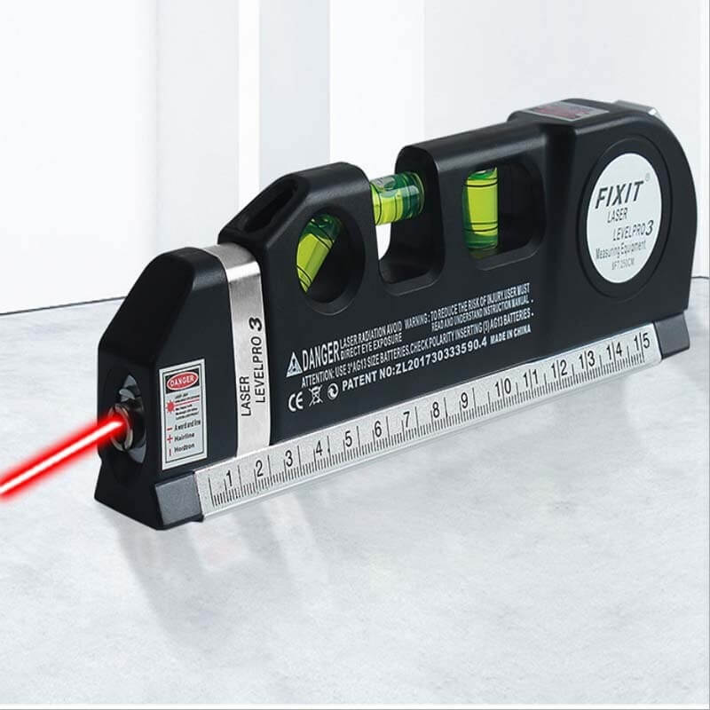 Vielseitiges 4-in-1 Lasermessgerät für präzise Messungen