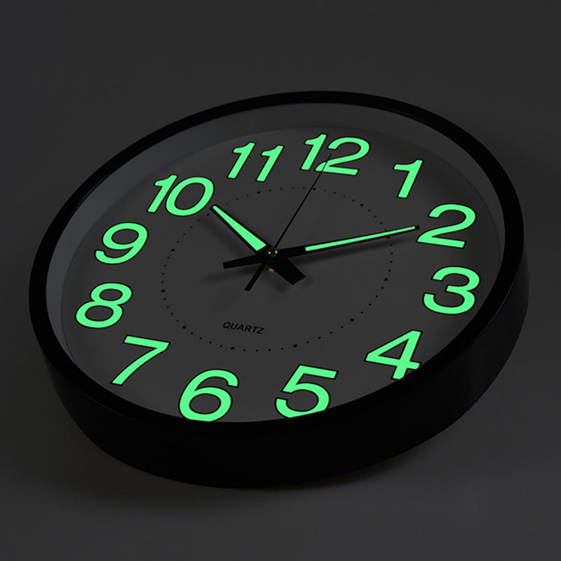 Elegante Wanduhr mit LED-Beleuchtung – Zeitloses Design