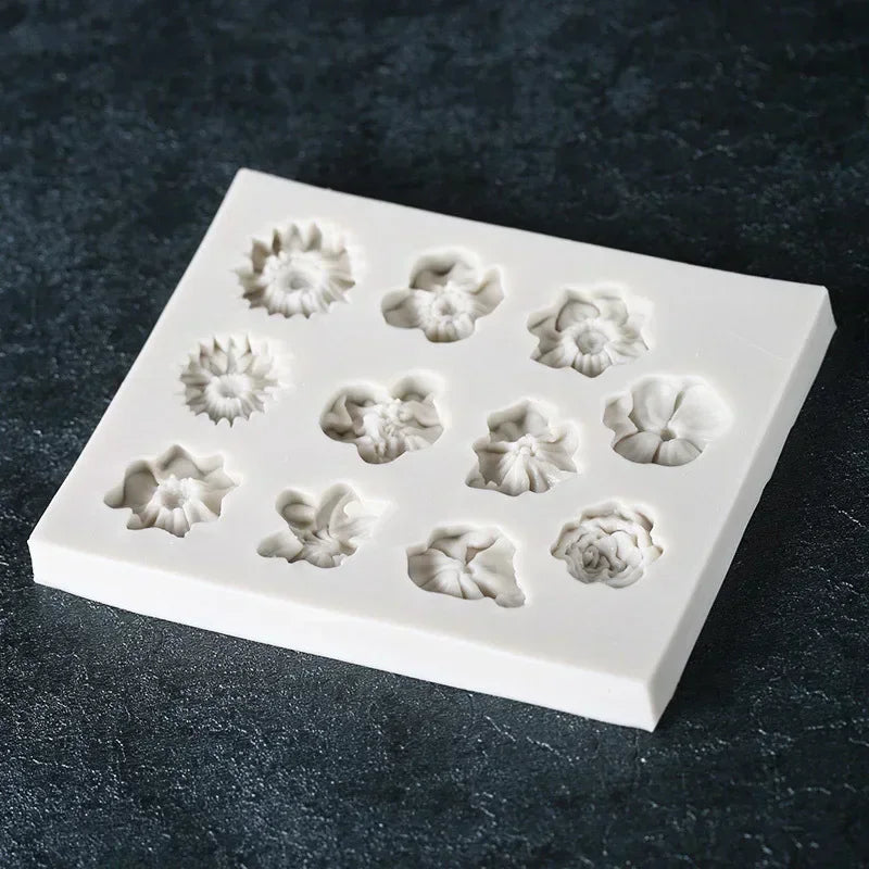 Floral Magic Silicone Mold | Mini Roses and Sunflowers for Creative Baking Ideas