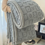 Wohlfühl-Decke aus weichem Fleece mit umkehrbarem Design – Elegant und vielseitig