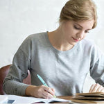 Quick-Drying Markers – For Clean, Stylish Writing