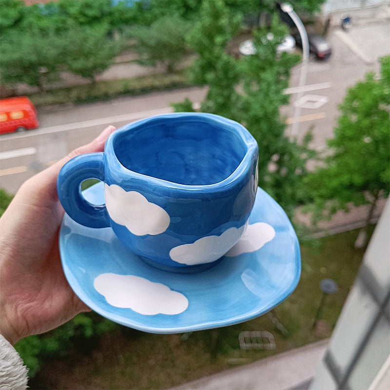 Handbemalte Kaffeetasse aus Keramik mit Untertasse – Teeset