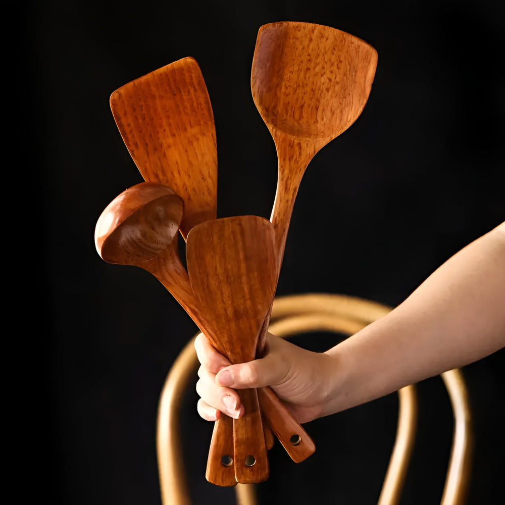 Hochwertige Küchenhelfer aus Holz für Ihre Kochkunst