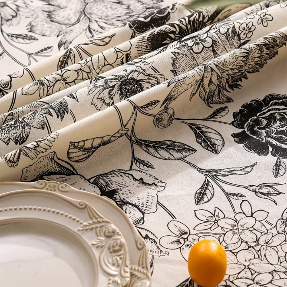 Elegante schwarze Tischdecke mit floralen Quasten für jeden Anlass