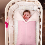 Schlafsack für Babys mit Kapuze – Kuscheliger Strickschlafsack