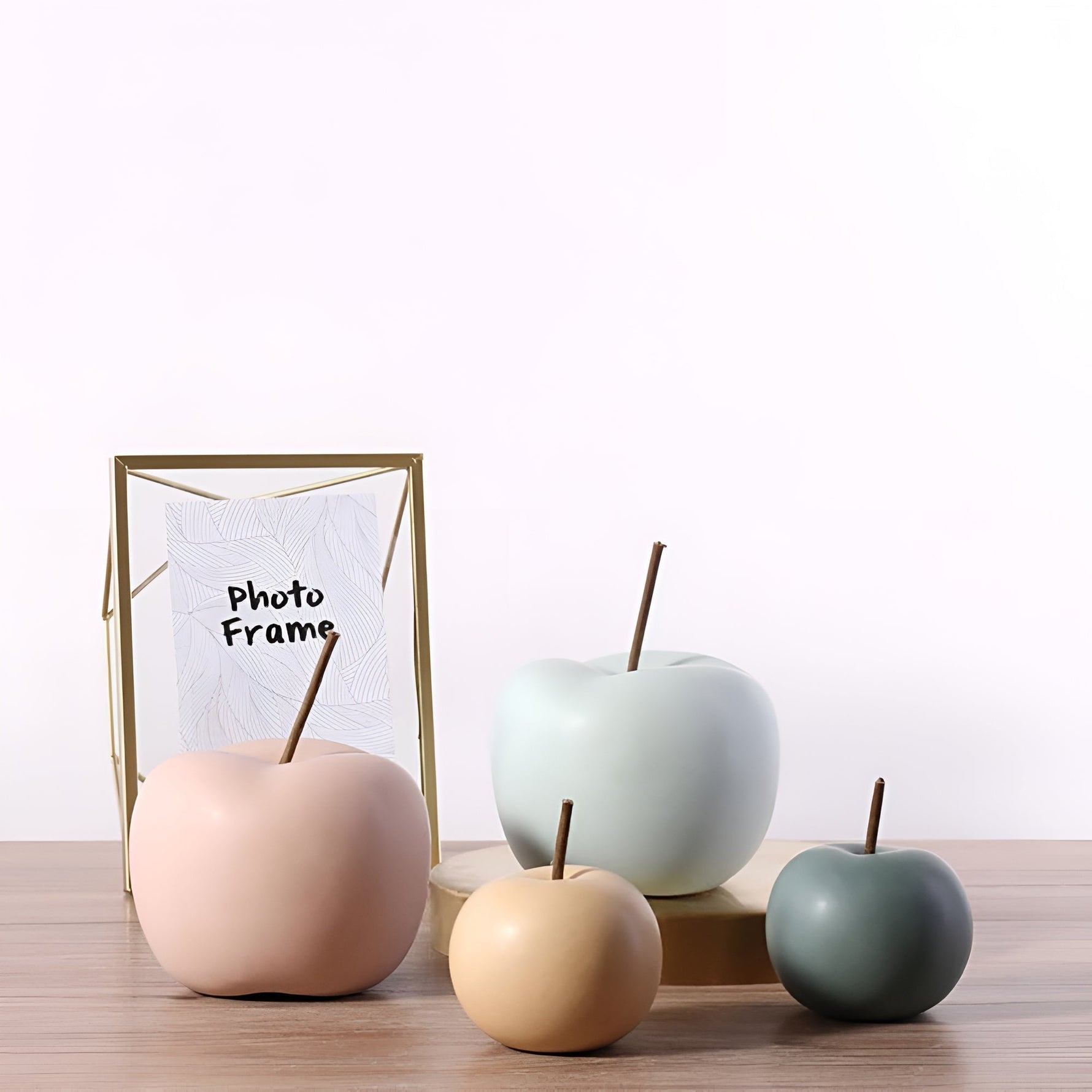 Moderne Apfel-Skulptur | ArtistryHome