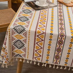 Elegante Ethno-Tischdecke mit stilvollen Quasten