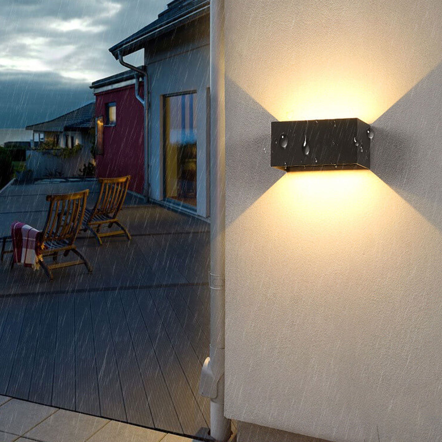 Wetterfeste LED Wandleuchte für den Außenbereich mit Auf- und Ablicht