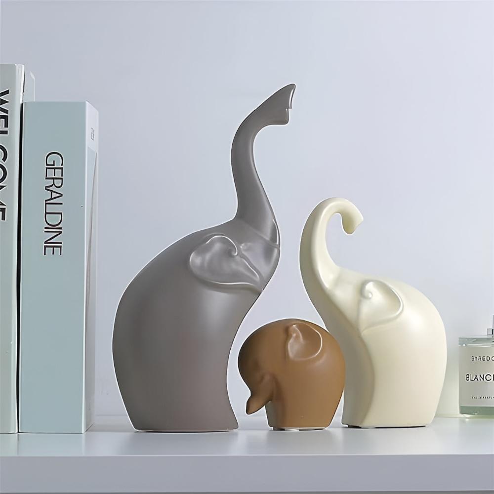 Moderne Elefanten-Skulptur im offenen Design