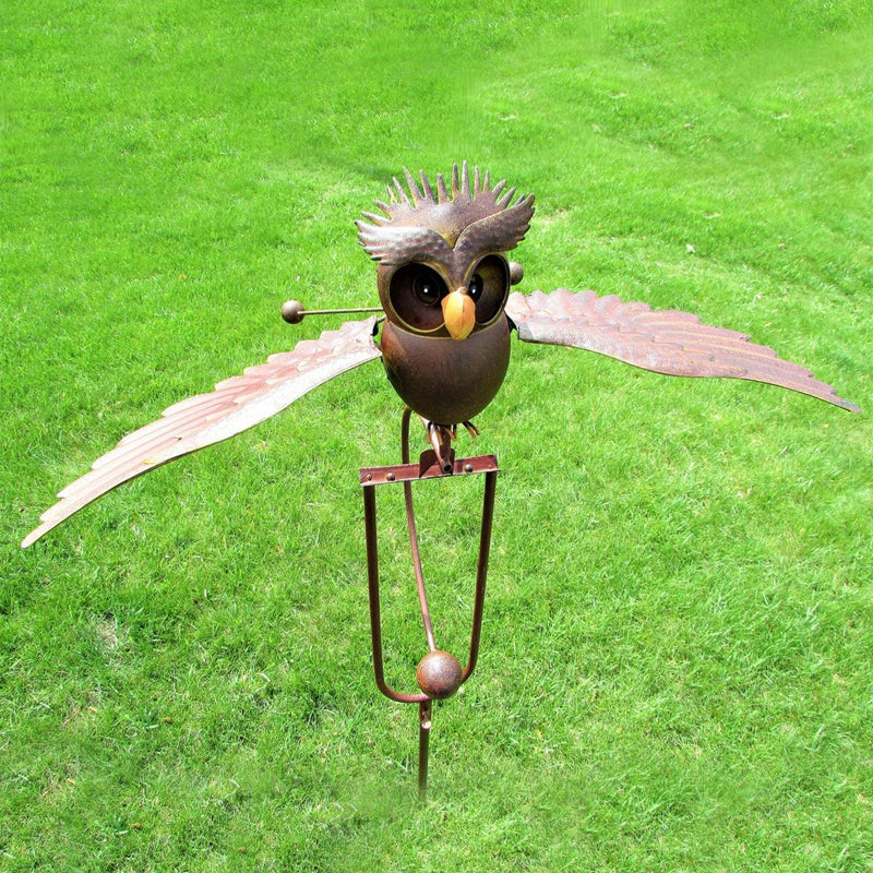 Luftige Gartenkunst: Elegante Vogel-Dekoration für Ihre Terrasse