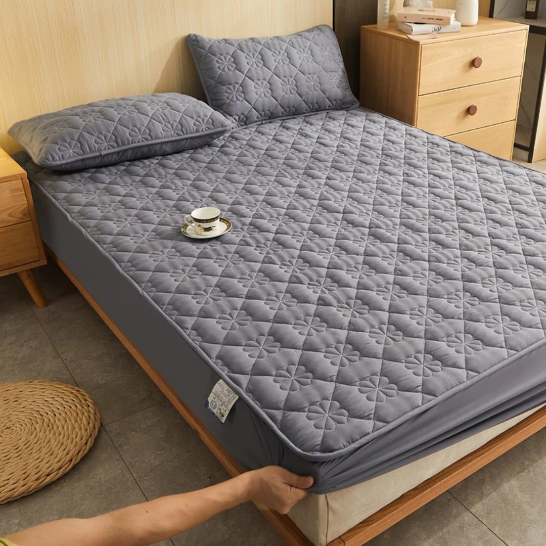 SleepComfort Mattress Topper & Pillowcases | Optimal Protection for Restful Nights