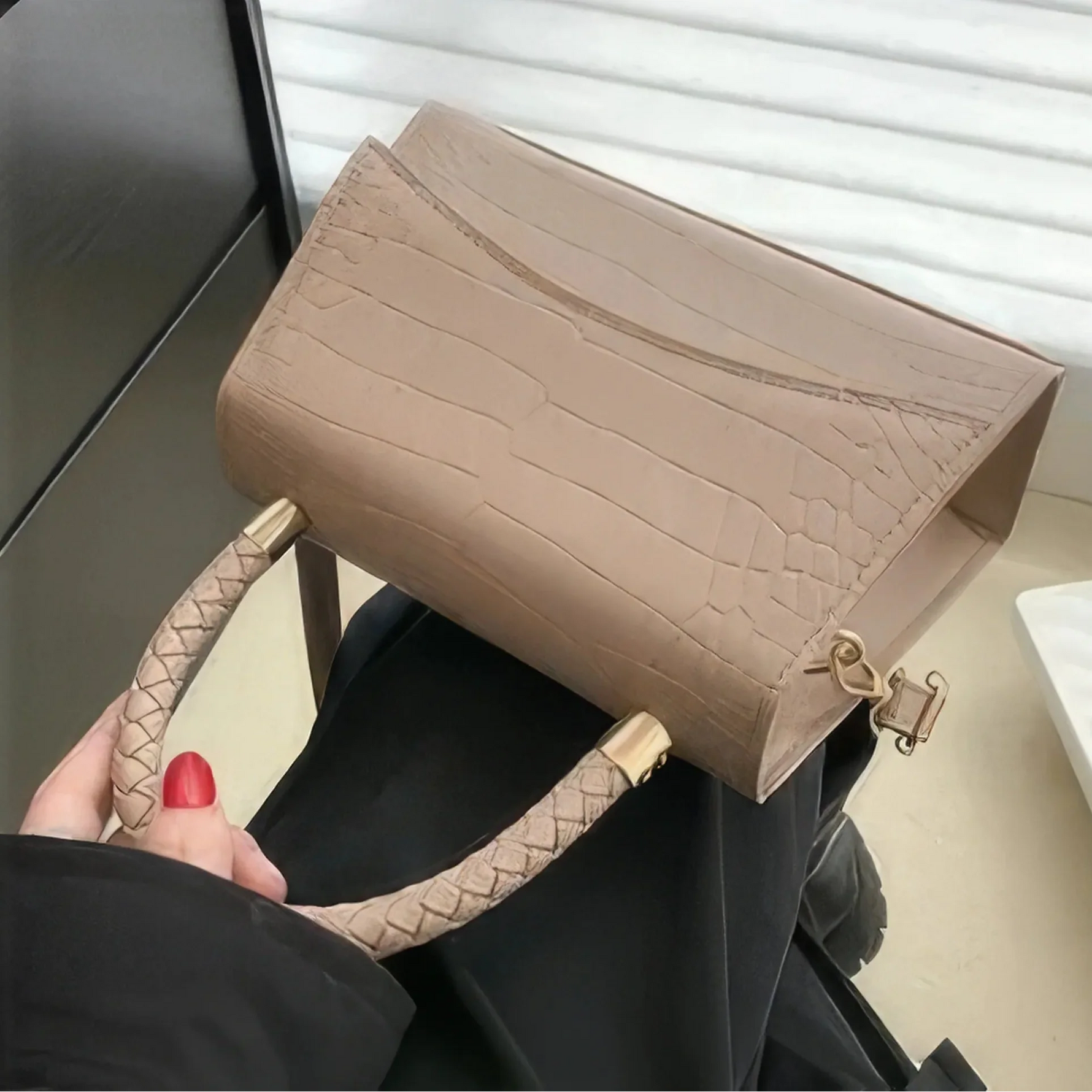 Elegante Damenhandtasche – Stil und Vielseitigkeit vereint