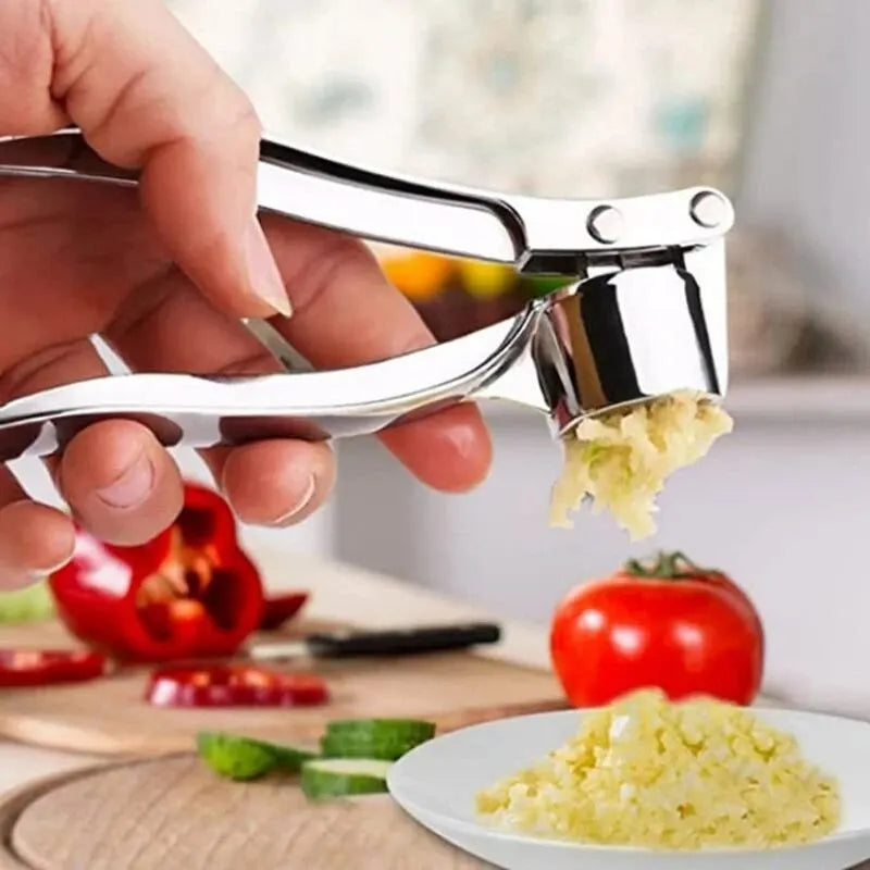 Efficient Garlic Press for the Modern Kitchen | 16×5 cm