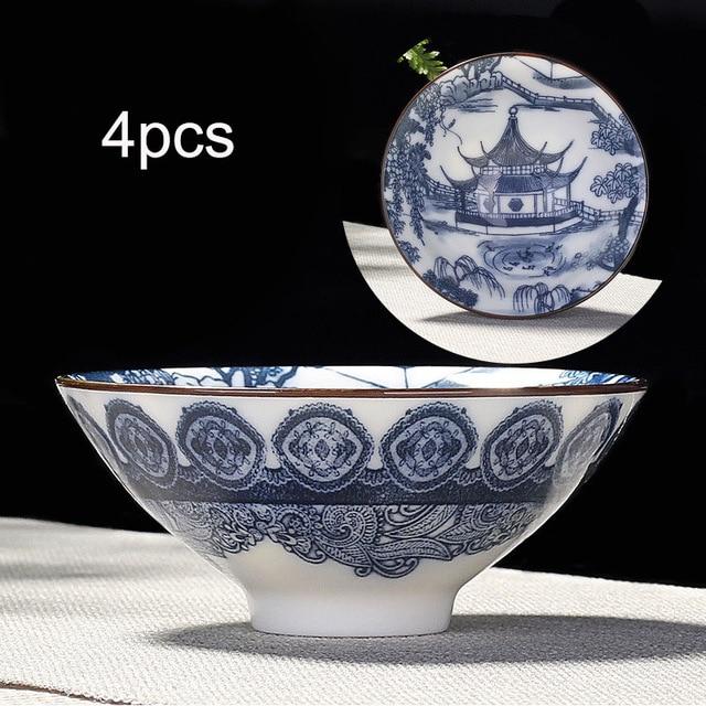 4-teiliges Teetassen-Set aus Blau- und Weißporzellan