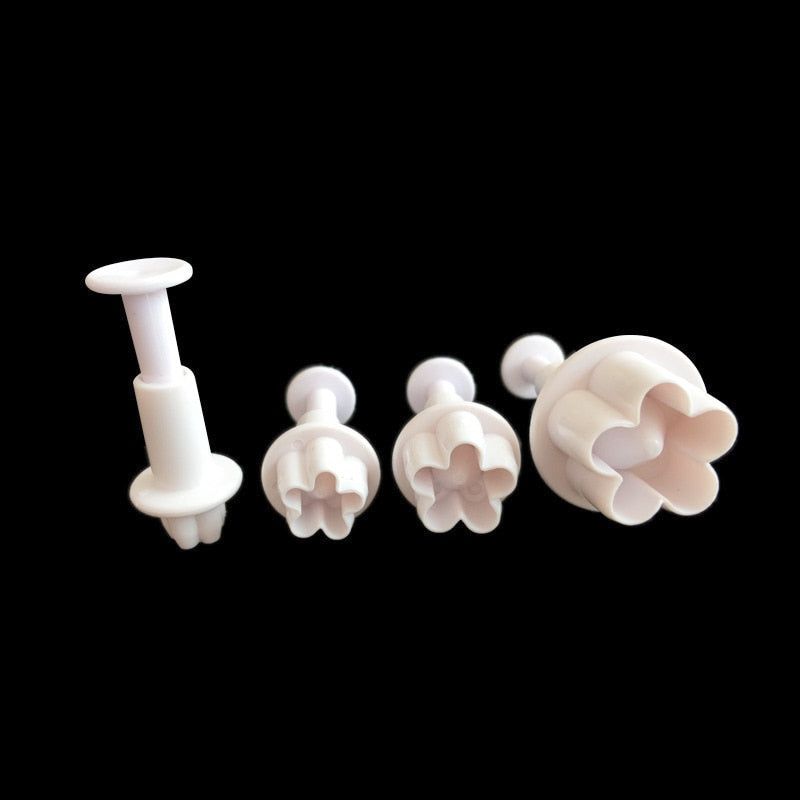 4er Set Fondant Ausstecher in Blumenform – Pflaumenblüte