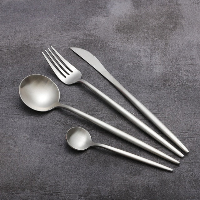 Elegantes 4-teiliges Besteckset für stilvolle Anlässe