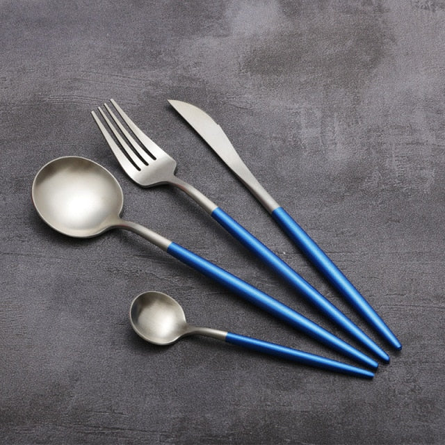 Elegantes 4-teiliges Besteckset für stilvolle Anlässe