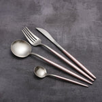 Elegantes 4-teiliges Besteckset für stilvolle Anlässe