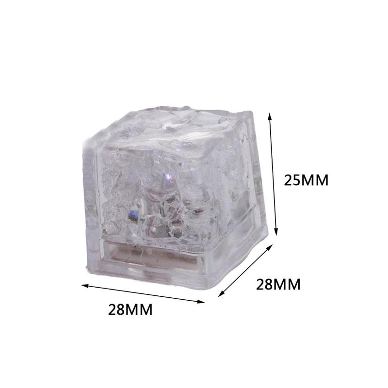 Bunte LED-Eiswürfel mit Wasseraktivierung