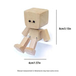 Handgefertigte Holzfigur – Ein Fröhlicher Begleiter für Fahrten
