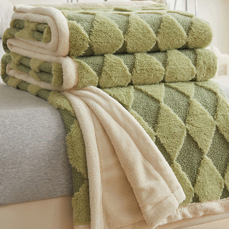 Luxurious Velvet Blanket – Soft and Warm for Any Occasion