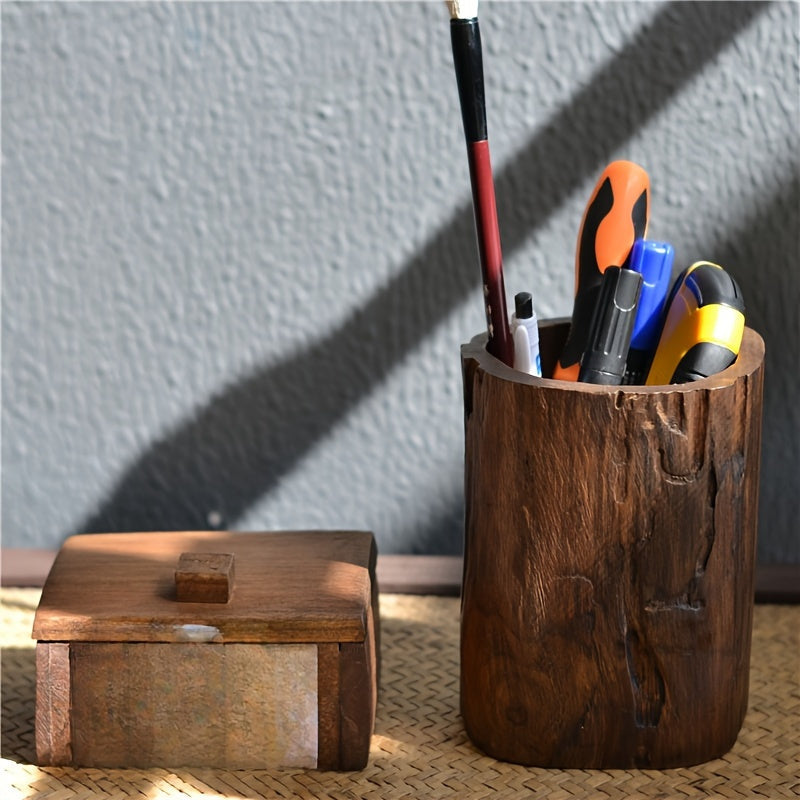 Handgefertigter Holzstifthalter – Einzigartiges und natürliches Design