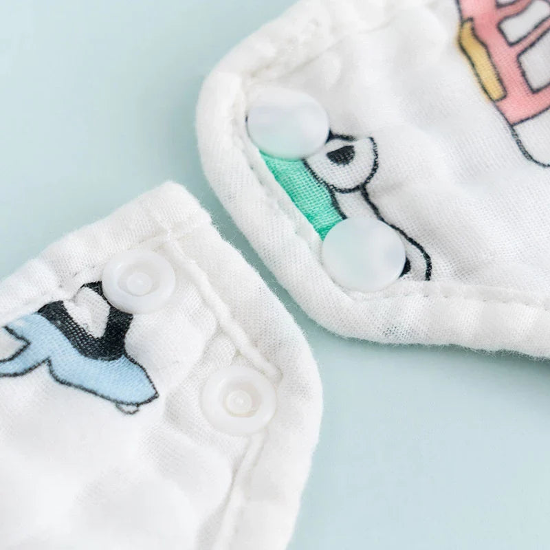 Musselin Baby Lätzchen – Sanfte Spucktücher mit niedlichen Designs