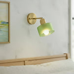 Farbenfrohe Glas Wandleuchte im Bauhaus-Stil