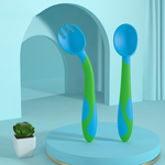 Ergonomisches Babybesteck Set mit rutschfestem Löffel und Gabel für Kinder