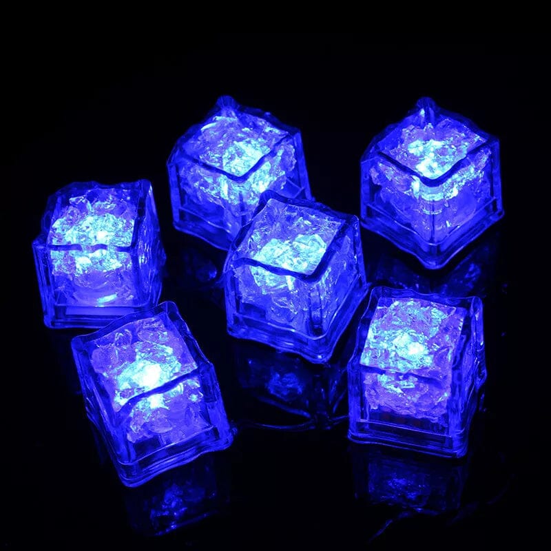 Früher Weihnachtsverkauf: LED Eiswürfel Badspielzeug (12 Stück)