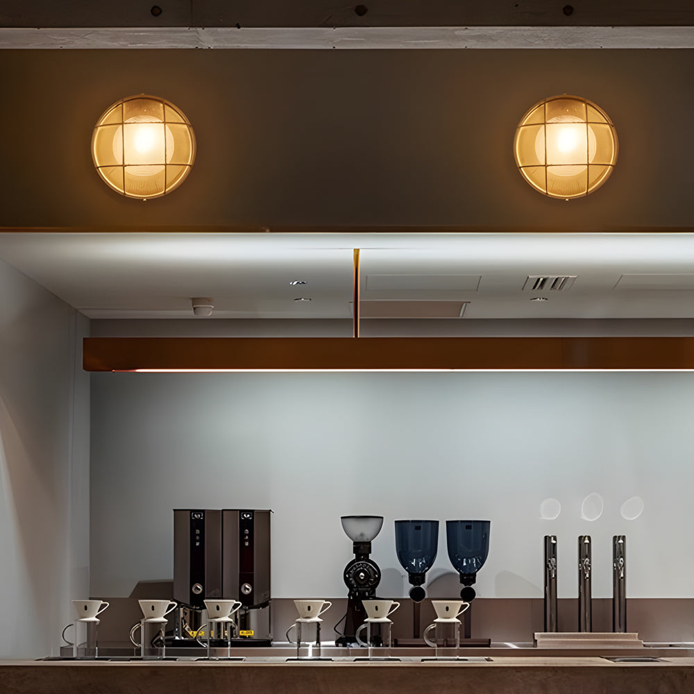 Elegant outdoor wall light in retro industrial style – Oval or Round