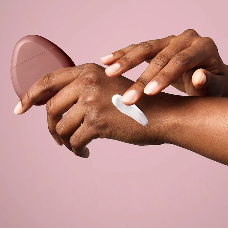Feuchtigkeitsspendende Handcreme