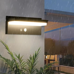 Solarbetriebene LED-Wandleuchte mit Sensor – Wetterfeste Außenbeleuchtung für Garten und Terrasse