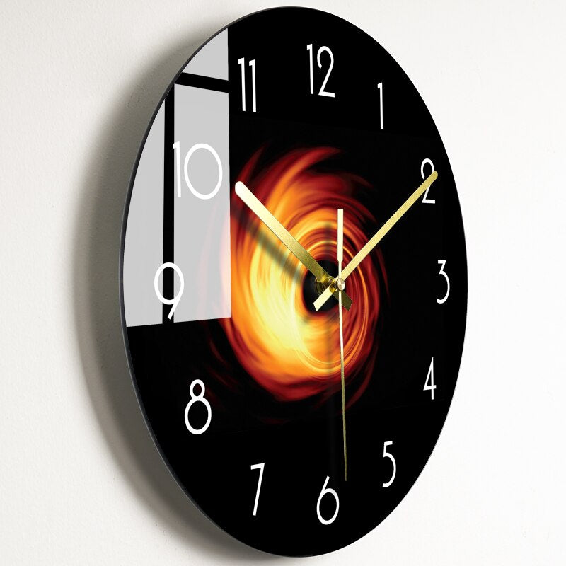 Klassische Wanduhr aus Glas für stilvolles Wohnen