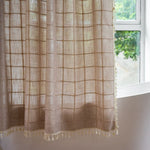 Stylish shower curtain in linen-cotton mix with fringes