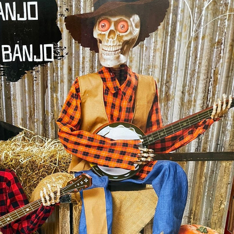 Lustige Duell mit lebhaften Banjo-Skeletten