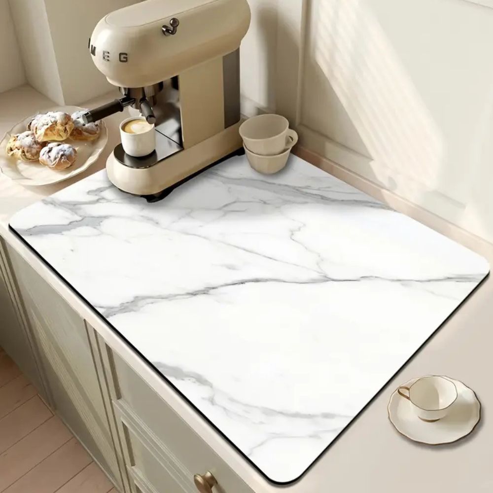 Elegante Geschirr Abtropfmatte mit Marmor-Design